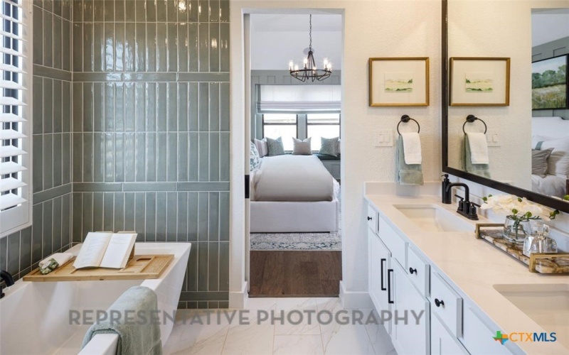 8704 Aracari Cove, Austin, TX 78744, 4 Bedrooms Bedrooms, ,3 BathroomsBathrooms,Residential,For Sale,8704 Aracari Cove,0,583596