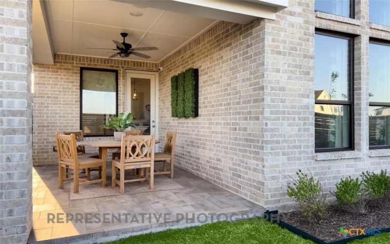 8704 Aracari Cove, Austin, TX 78744, 4 Bedrooms Bedrooms, ,3 BathroomsBathrooms,Residential,For Sale,8704 Aracari Cove,0,583596