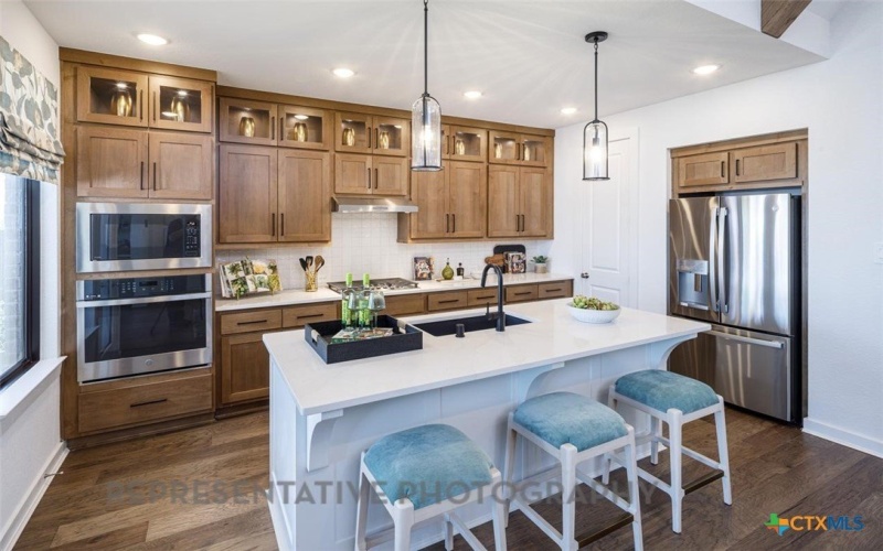 8704 Aracari Cove, Austin, TX 78744, 4 Bedrooms Bedrooms, ,3 BathroomsBathrooms,Residential,For Sale,8704 Aracari Cove,0,583596