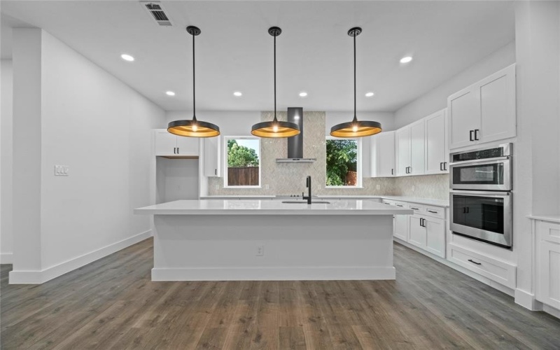 2146 Oak Haven Court, Garland, TX 75044, 4 Bedrooms Bedrooms, ,3 BathroomsBathrooms,Residential,For Sale,2146 Oak Haven Court,20960626