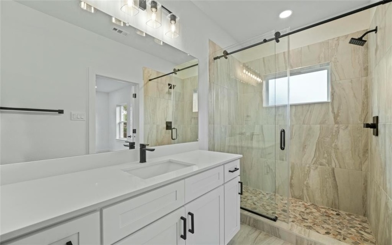 2146 Oak Haven Court, Garland, TX 75044, 4 Bedrooms Bedrooms, ,3 BathroomsBathrooms,Residential,For Sale,2146 Oak Haven Court,20960626