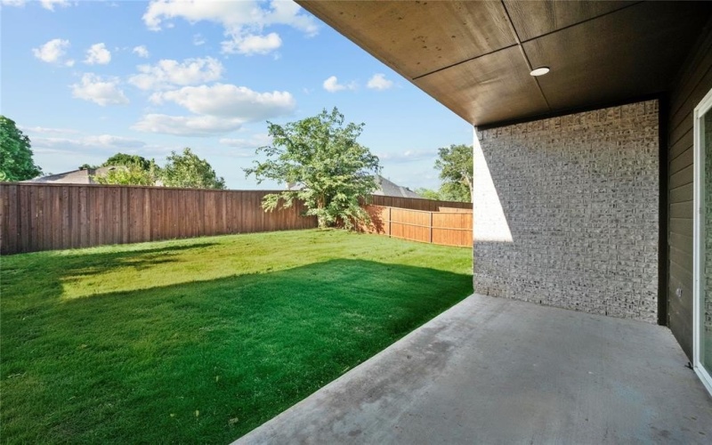 2146 Oak Haven Court, Garland, TX 75044, 4 Bedrooms Bedrooms, ,3 BathroomsBathrooms,Residential,For Sale,2146 Oak Haven Court,20960626
