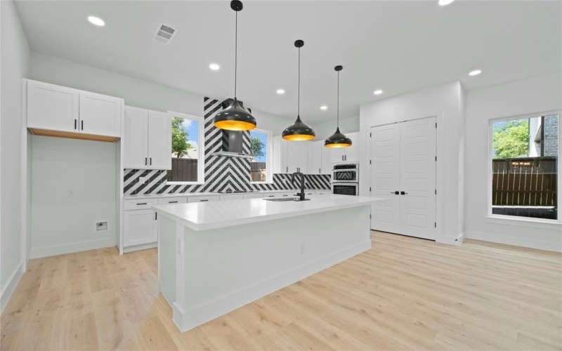 2150 Oak Haven Court, Garland, TX 75044, 4 Habitaciones Habitaciones , ,3 BañosBaños,Residential,En Venta,2150 Oak Haven Court,20960659