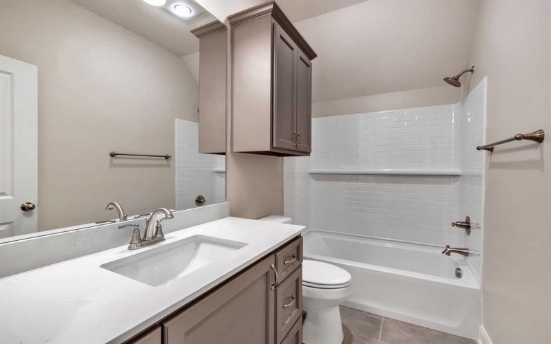 4344 Macnab Drive #Multi, Tyler, TX 75707, ,Residential Multi Family,En Venta,4344 Macnab Drive,20961571