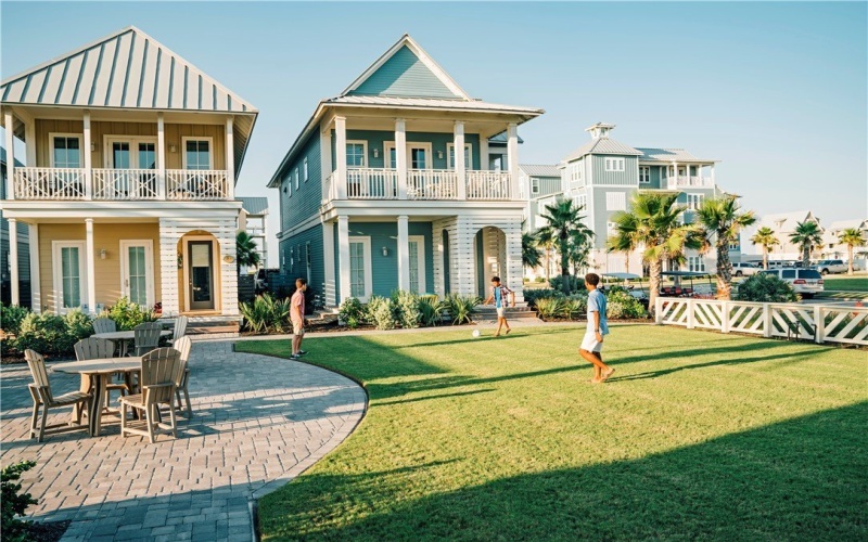 308 Horse Tail Lane, Port Aransas, TX 78373, 3 Bedrooms Bedrooms, ,5 BathroomsBathrooms,Residential,For Sale,308 Horse Tail Lane,445183