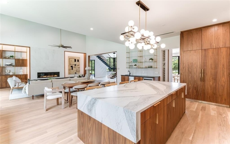 10142 Coppedge Lane, Dallas, TX 75229, 5 Habitaciones Habitaciones , ,6 BañosBaños,Residential,En Venta,10142 Coppedge Lane,20969760