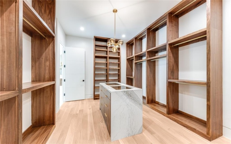 10142 Coppedge Lane, Dallas, TX 75229, 5 Habitaciones Habitaciones , ,6 BañosBaños,Residential,En Venta,10142 Coppedge Lane,20969760