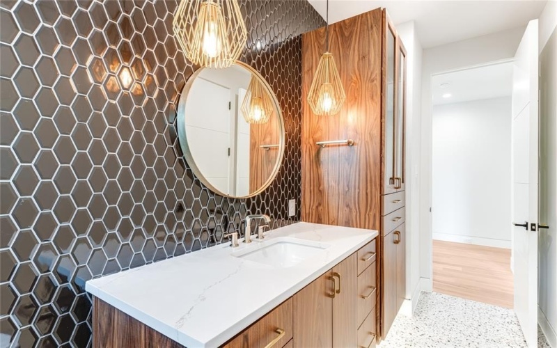 10142 Coppedge Lane, Dallas, TX 75229, 5 Habitaciones Habitaciones , ,6 BañosBaños,Residential,En Venta,10142 Coppedge Lane,20969760