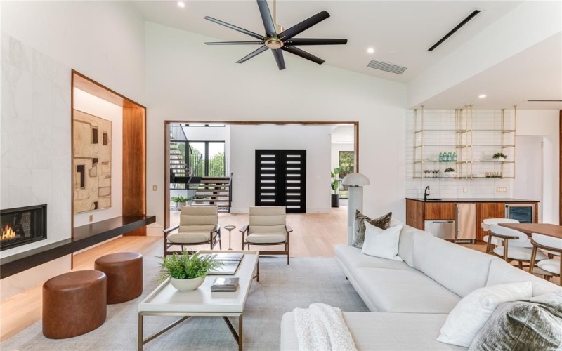 10142 Coppedge Lane, Dallas, TX 75229, 5 Habitaciones Habitaciones , ,6 BañosBaños,Residential,En Venta,10142 Coppedge Lane,20969760