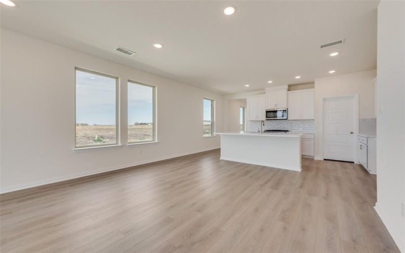 1502 Salem Drive, Forney, TX 75126, 3 Bedrooms Bedrooms, ,2 BathroomsBathrooms,Residential,For Sale,1502 Salem Drive,20970754