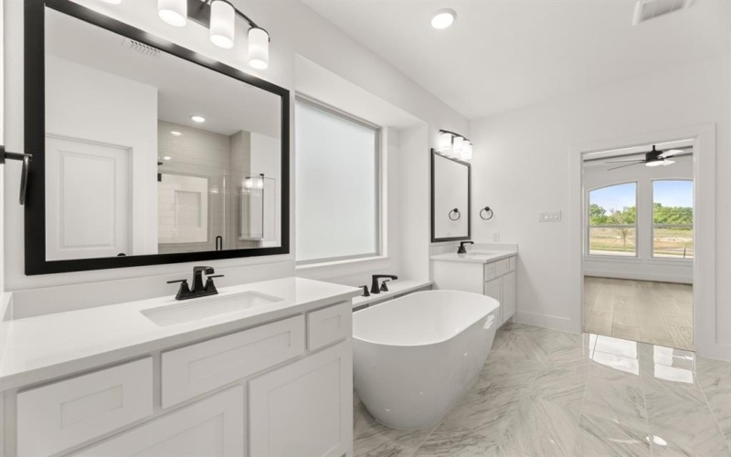 8236 Caprock, Rowlett, TX 75089, 4 Bedrooms Bedrooms, ,3 BathroomsBathrooms,Residential,For Sale,8236 Caprock,0,20970885