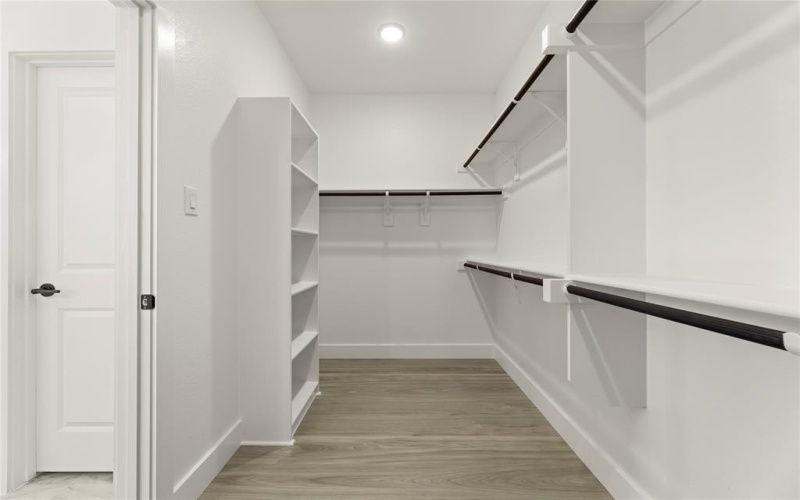 8236 Caprock, Rowlett, TX 75089, 4 Bedrooms Bedrooms, ,3 BathroomsBathrooms,Residential,For Sale,8236 Caprock,0,20970885