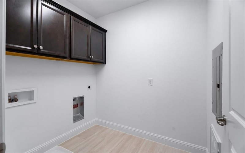 651 N Watters Road #3303, Allen, TX 75013, 2 Habitaciones Habitaciones , ,2 BañosBaños,Residential,En Venta,651 N Watters Road,20970900