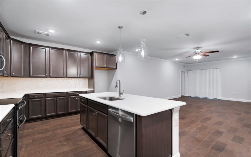 651 N Watters Road #3303, Allen, TX 75013, 2 Habitaciones Habitaciones , ,2 BañosBaños,Residential,En Venta,651 N Watters Road,20970900
