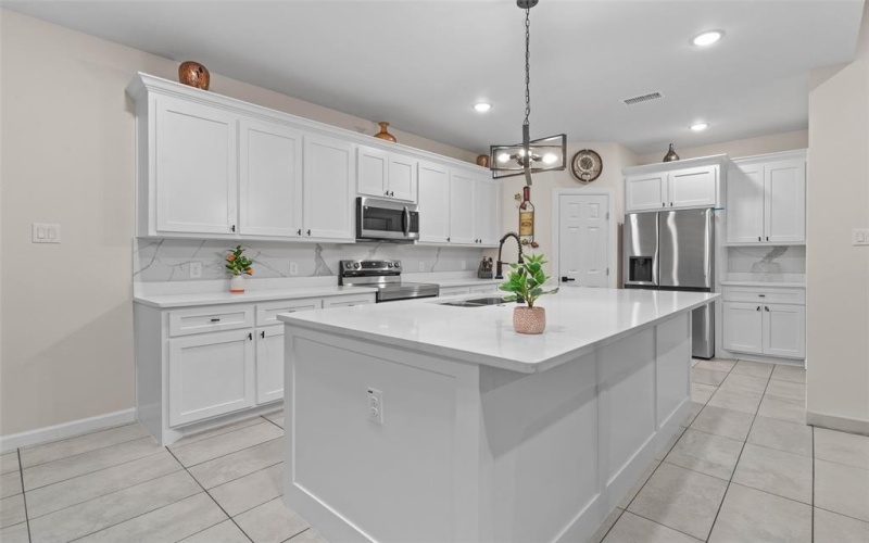 810 Mill Street, Gainesville, TX 76240, 3 Bedrooms Bedrooms, ,2 BathroomsBathrooms,Residential,For Sale,810 Mill Street,20971006