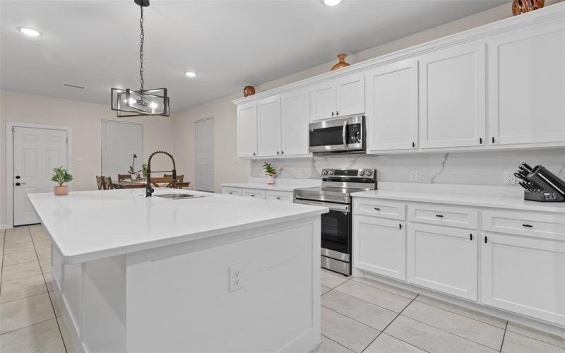 810 Mill Street, Gainesville, TX 76240, 3 Bedrooms Bedrooms, ,2 BathroomsBathrooms,Residential,For Sale,810 Mill Street,20971006