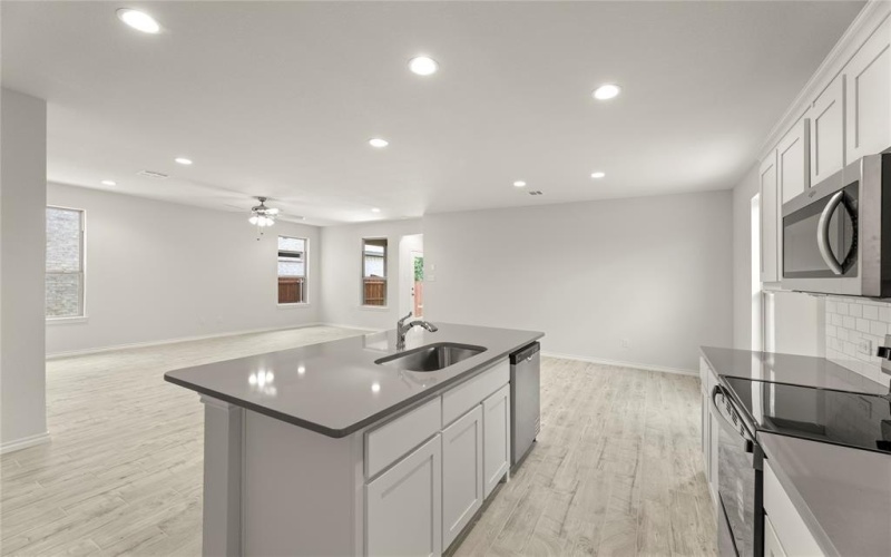 1806 Iris, Melissa, TX 75454, 3 Habitaciones Habitaciones , ,2 BañosBaños,Residential,En Venta,1806 Iris,20971031