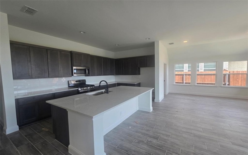 5013 Meadow Vista Lane, Fort Worth, TX 76036, 4 Bedrooms Bedrooms, ,2 BathroomsBathrooms,Residential,For Sale,5013 Meadow Vista Lane,0,20971076
