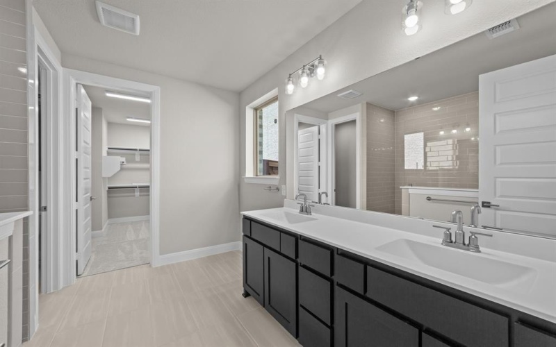 6217 Escarpment Drive, Fort Worth, TX 76112, 4 Bedrooms Bedrooms, ,3 BathroomsBathrooms,Residential,For Sale,6217 Escarpment Drive,20971372