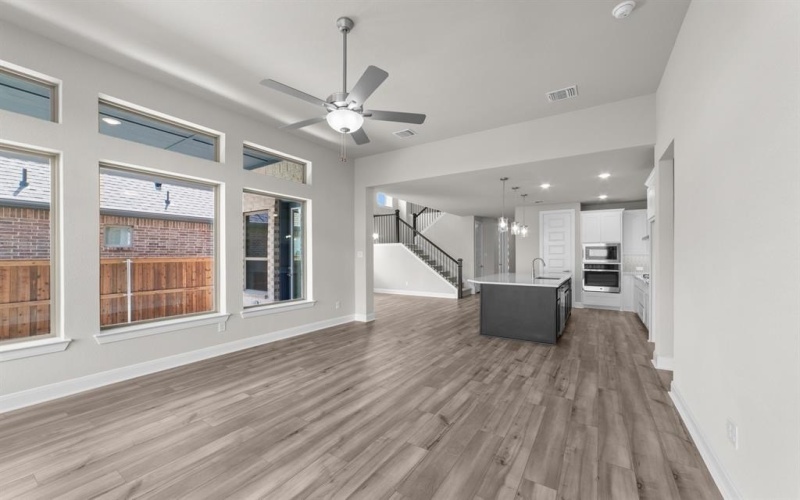 6217 Escarpment Drive, Fort Worth, TX 76112, 4 Bedrooms Bedrooms, ,3 BathroomsBathrooms,Residential,For Sale,6217 Escarpment Drive,20971372