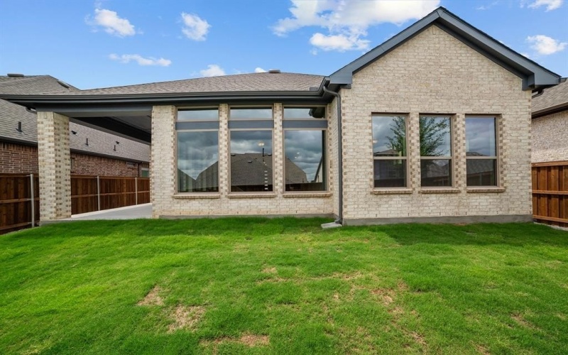 6217 Escarpment Drive, Fort Worth, TX 76112, 4 Bedrooms Bedrooms, ,3 BathroomsBathrooms,Residential,For Sale,6217 Escarpment Drive,20971372