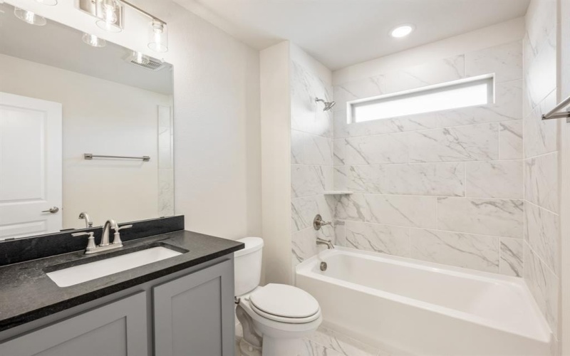 2301 Christopher Road, Mansfield, TX 76063, 4 Habitaciones Habitaciones , ,5 BañosBaños,Residential,En Venta,2301 Christopher Road,0,20971598