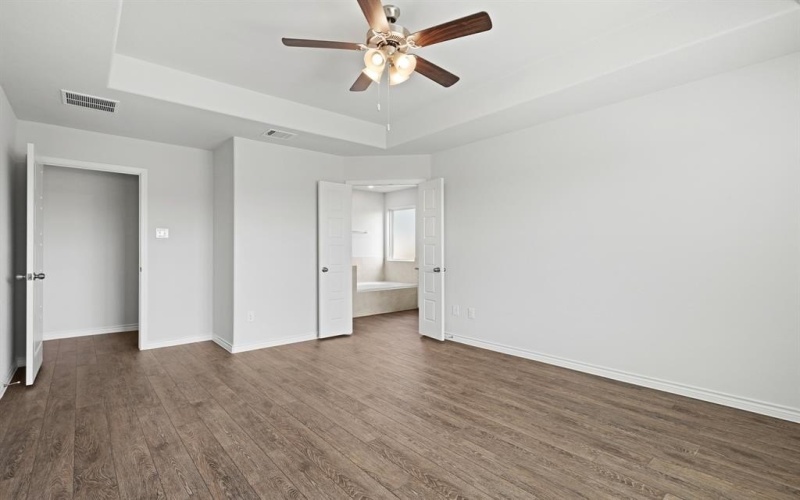 9225 Union Pacific Drive, Fort Worth, TX 76036, 4 Bedrooms Bedrooms, ,3 BathroomsBathrooms,Residential,For Sale,9225 Union Pacific Drive,20971680