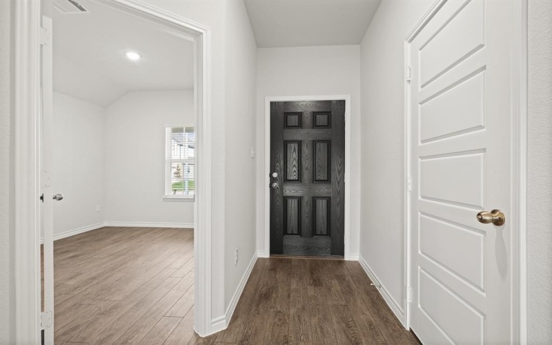 9225 Union Pacific Drive, Fort Worth, TX 76036, 4 Bedrooms Bedrooms, ,3 BathroomsBathrooms,Residential,For Sale,9225 Union Pacific Drive,20971680