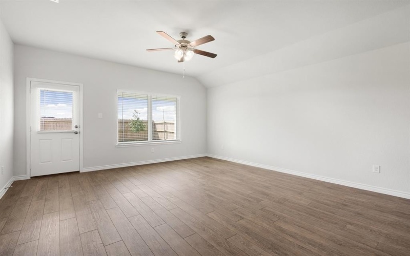 9225 Union Pacific Drive, Fort Worth, TX 76036, 4 Bedrooms Bedrooms, ,3 BathroomsBathrooms,Residential,For Sale,9225 Union Pacific Drive,20971680