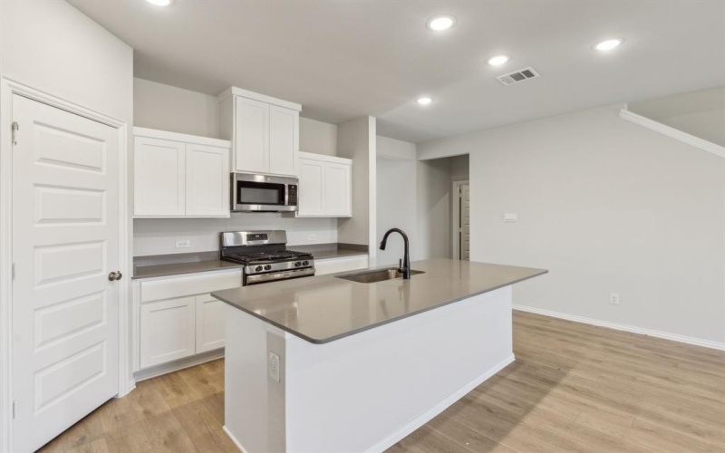 535 Forest Haven, Van Alstyne, TX 75495, 4 Habitaciones Habitaciones , ,2 BañosBaños,Residential,En Venta,535 Forest Haven,20971429