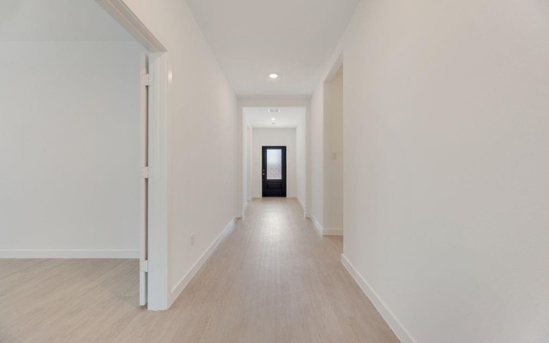 1222 Okeechobee Drive, Dallas, TX 75253, 4 Habitaciones Habitaciones , ,2 BañosBaños,Residential,En Venta,1222 Okeechobee Drive,20971435