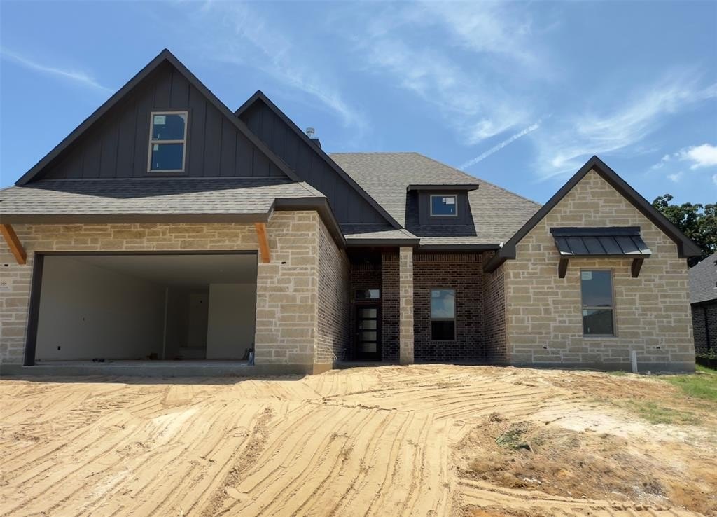 188 Lakeview Circle, Pilot Point, TX 76258, 3 Bedrooms Bedrooms, ,2 BathroomsBathrooms,Residential,For Sale,188 Lakeview Circle,20971441