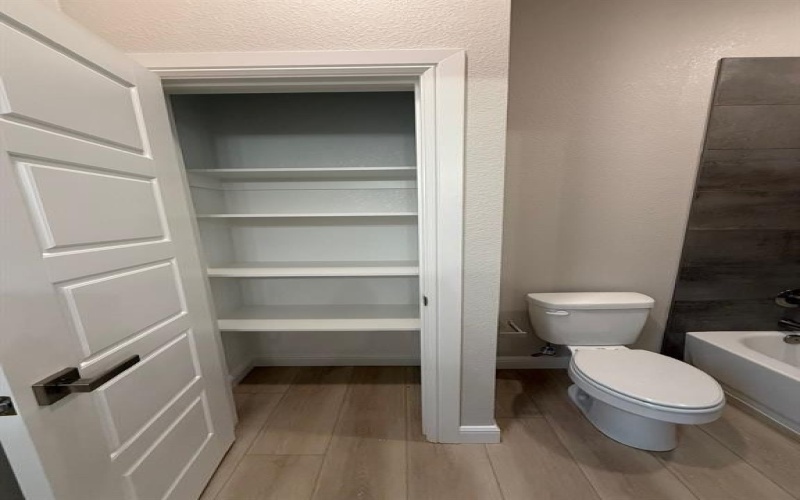 188 Lakeview Circle, Pilot Point, TX 76258, 3 Habitaciones Habitaciones , ,2 BañosBaños,Residential,En Venta,188 Lakeview Circle,0,20971441