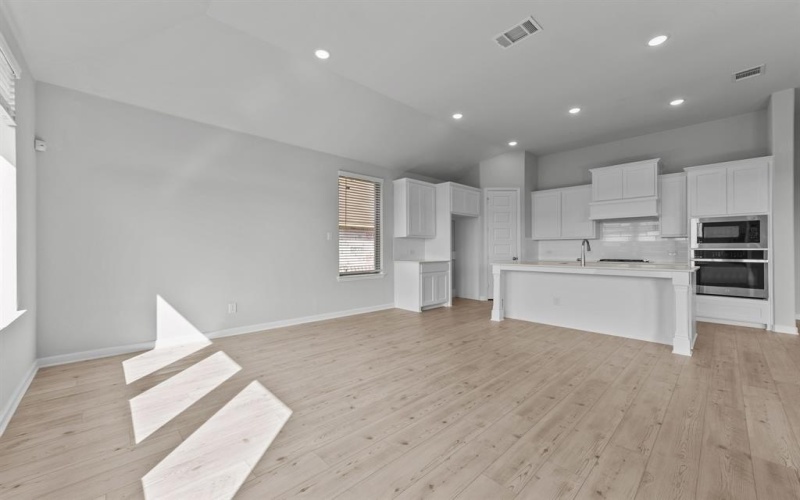 3513 Kingdom Drive, Denton, TX 76208, 3 Habitaciones Habitaciones , ,2 BañosBaños,Residential,En Venta,3513 Kingdom Drive,0,20971505