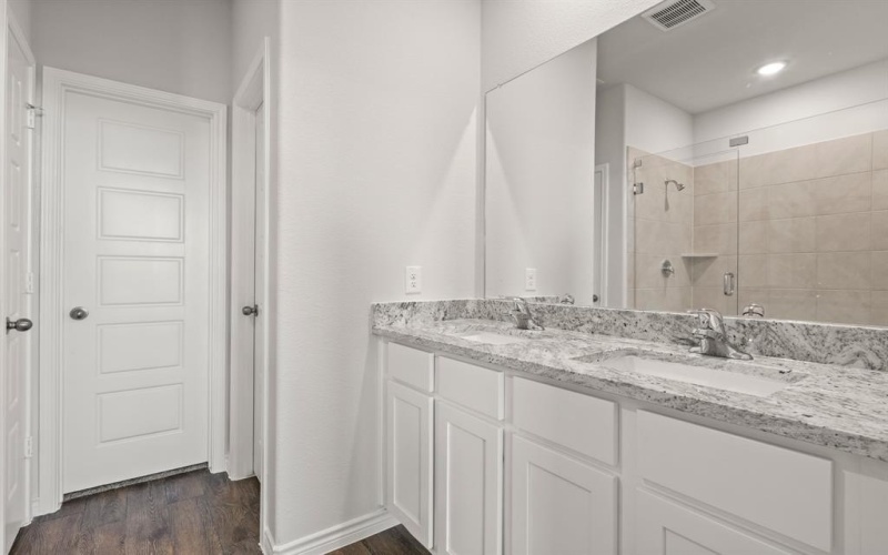 6916 Night Owl Lane, Fort Worth, TX 76036, 4 Bedrooms Bedrooms, ,2 BathroomsBathrooms,Residential,For Sale,6916 Night Owl Lane,20971524