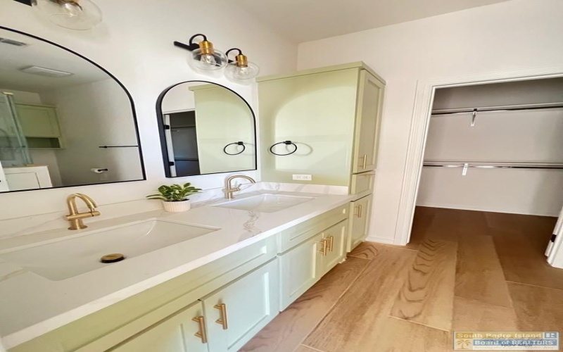 8713 Swan Lake Dr., Harlingen, TX 78552, 3 Habitaciones Habitaciones , ,2 BañosBaños,Residential,En Venta,8713 Swan Lake Dr.,103906