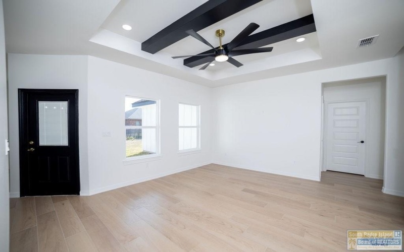 8713 Swan Lake Dr., Harlingen, TX 78552, 3 Habitaciones Habitaciones , ,2 BañosBaños,Residential,En Venta,8713 Swan Lake Dr.,103906