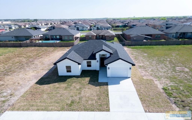 8713 Swan Lake Dr., Harlingen, TX 78552, 3 Habitaciones Habitaciones , ,2 BañosBaños,Residential,En Venta,8713 Swan Lake Dr.,103906