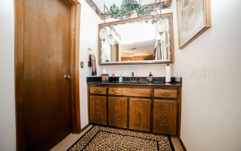 4204 HARMONY Street, Amarillo, TX 79109-5227, 3 Habitaciones Habitaciones , ,2 BañosBaños,Residential,En Venta,4204 HARMONY Street,25-5445