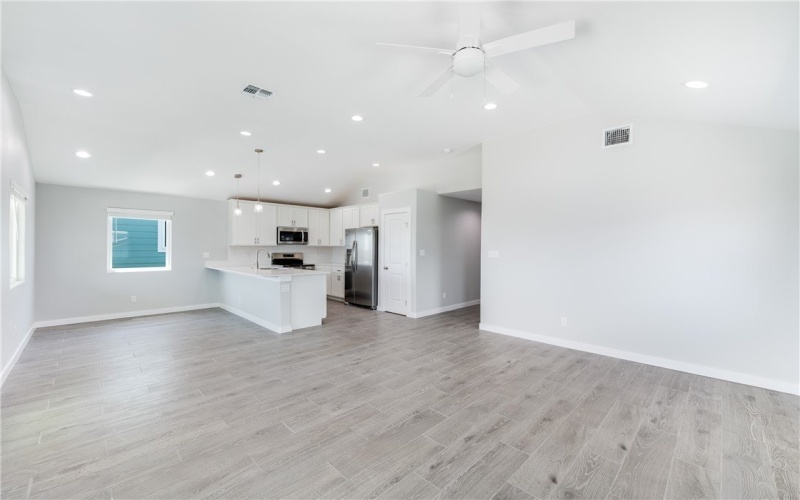199 Flounder Drive, Port Aransas, TX 78373, 4 Bedrooms Bedrooms, ,3 BathroomsBathrooms,Residential,For Sale,199 Flounder Drive,460722