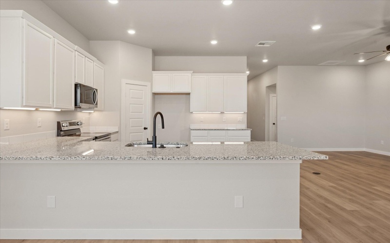 911 E 35th Street, Wolfforth, TX 79382, 4 Bedrooms Bedrooms, ,2 BathroomsBathrooms,Residential,For Sale,911 E 35th Street,202556419