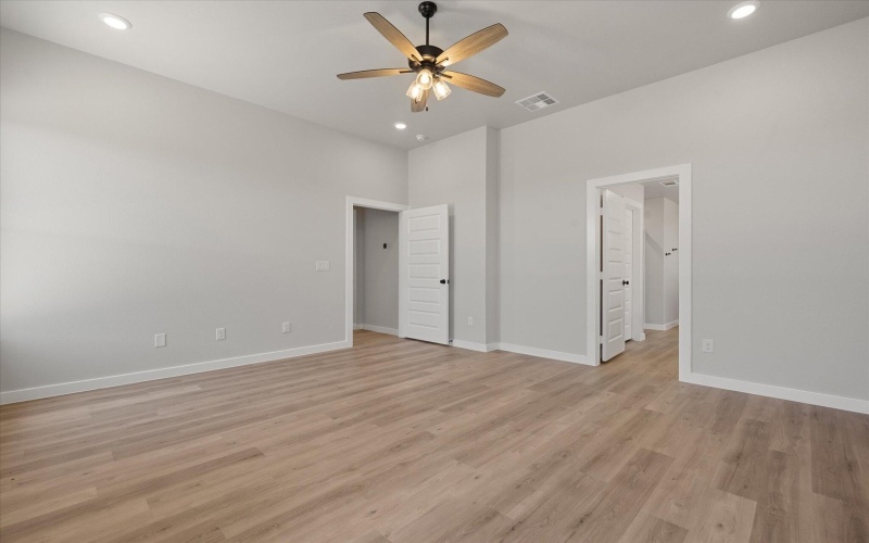 911 E 35th Street, Wolfforth, TX 79382, 4 Bedrooms Bedrooms, ,2 BathroomsBathrooms,Residential,For Sale,911 E 35th Street,202556419