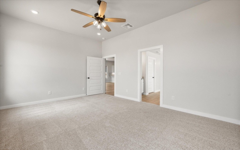917 E 35th Street, Wolfforth, TX 79382, 3 Bedrooms Bedrooms, ,2 BathroomsBathrooms,Residential,For Sale,917 E 35th Street,202556421