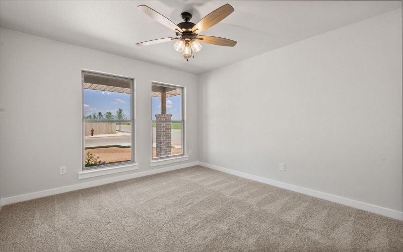 917 E 35th Street, Wolfforth, TX 79382, 3 Bedrooms Bedrooms, ,2 BathroomsBathrooms,Residential,For Sale,917 E 35th Street,202556421