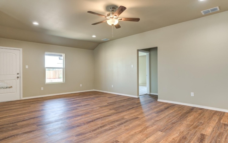 930 E Municipal Drive, Lubbock, TX 79403, 3 Habitaciones Habitaciones , ,2 BañosBaños,Residential,En Venta,930 E Municipal Drive,202556464