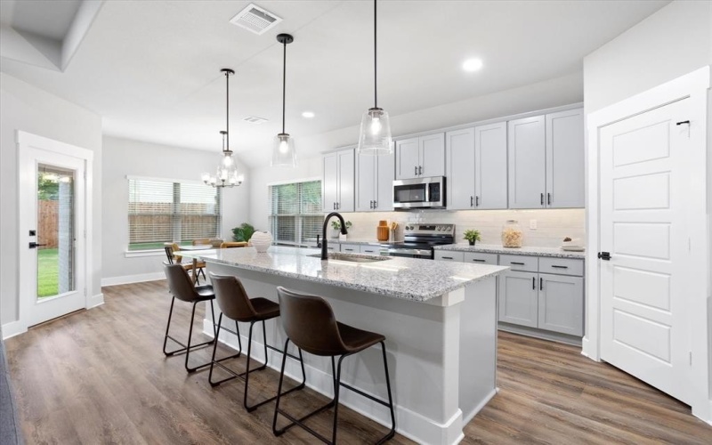 707 Escovedo Drive, Italy, TX 76651, 3 Habitaciones Habitaciones , ,2 BañosBaños,Residential,En Venta,707 Escovedo Drive,0,20968782