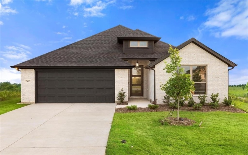 707 Escovedo Drive, Italy, TX 76651, 3 Habitaciones Habitaciones , ,2 BañosBaños,Residential,En Venta,707 Escovedo Drive,0,20968782