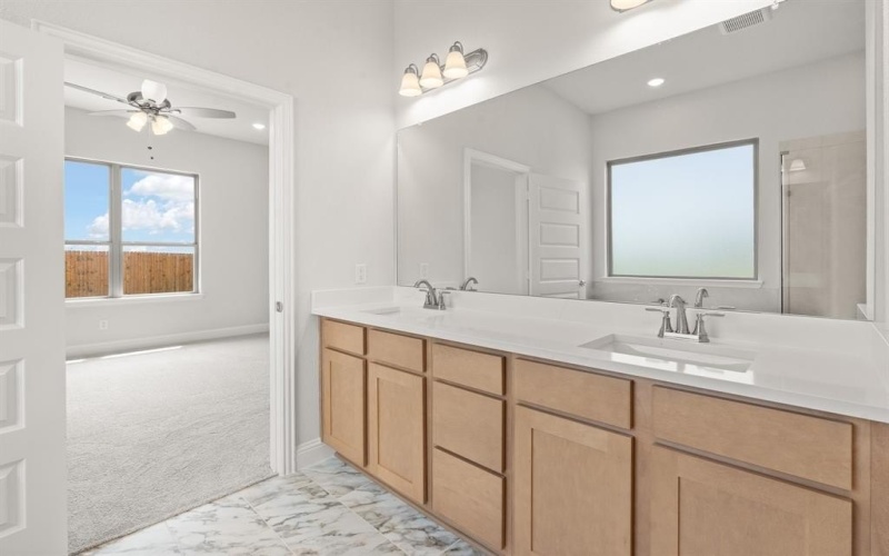 245 Brahman Street, Venus, TX 76084, 4 Habitaciones Habitaciones , ,3 BañosBaños,Residential,En Venta,245 Brahman Street,0,20971010