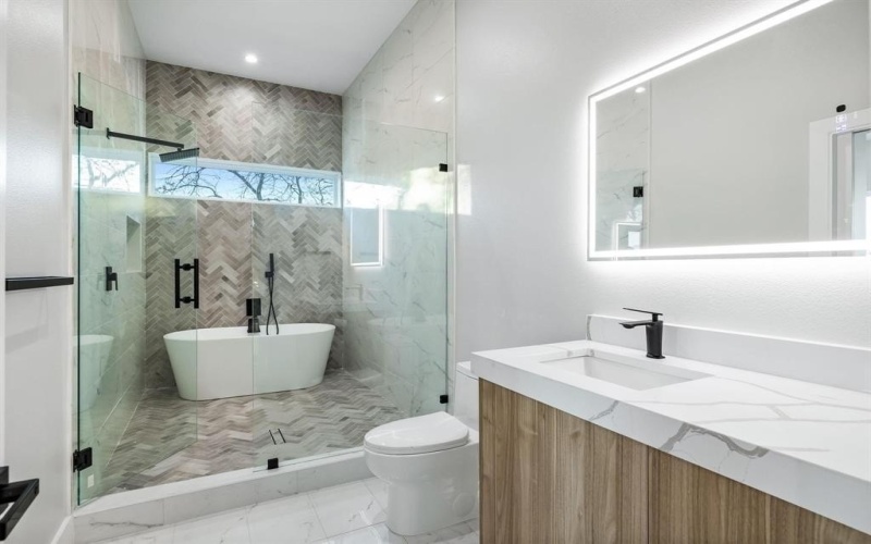4603 Newmore Avenue, Dallas, TX 75209, 5 Habitaciones Habitaciones , ,3 BañosBaños,Residential,En Venta,4603 Newmore Avenue,20971948