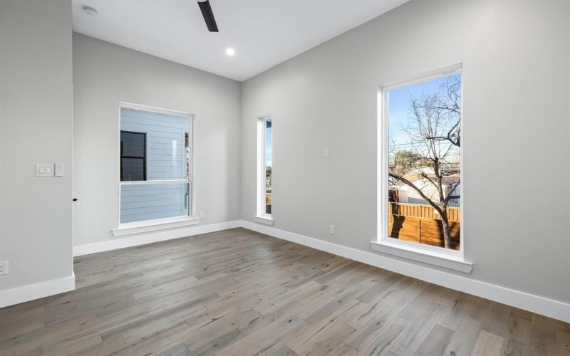 4603 Newmore Avenue, Dallas, TX 75209, 5 Habitaciones Habitaciones , ,3 BañosBaños,Residential,En Venta,4603 Newmore Avenue,20971948